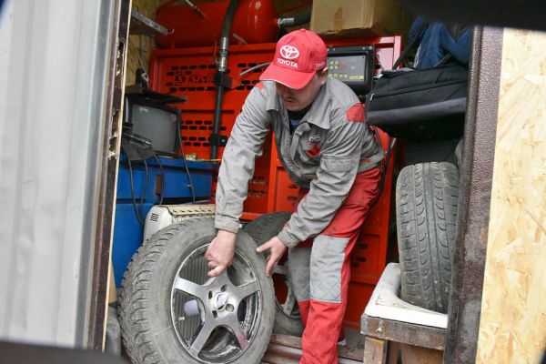 Автомобилисты Нижнего Тагила смогут бесплатно сдать шины на переработку
