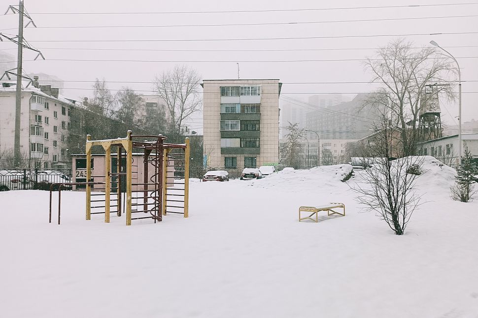 Екатеринбург апрель 2023. Екатеринбург в апреле. Екатеринбург в апреле фото. Снег в 2014 в Екатеринбурге в апреле фото. Снег в апреле.
