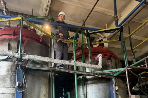 Природа отдыхает. На Среднем Урале наладили эффективную утилизацию моторного масла