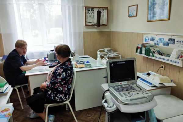 Выездной прием: врачи из Екатеринбурга проверили состояние здоровья жителей села Арамашево