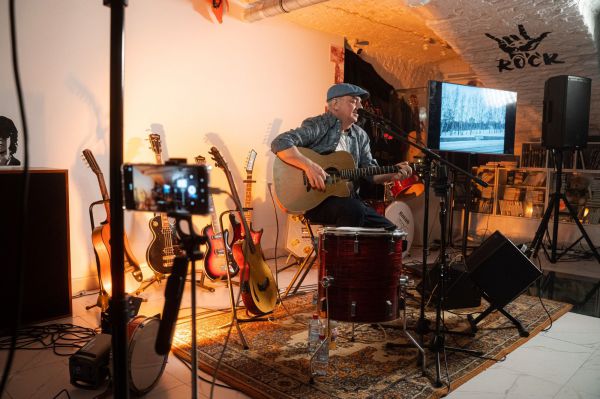 Наследие Свердловского рок-клуба оживет в серии юбилейных квартирников