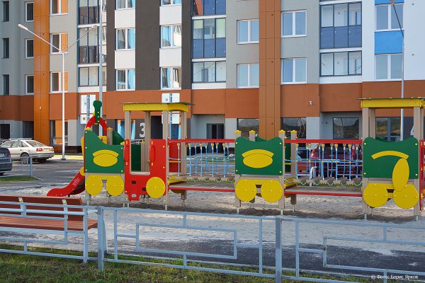 В Свердловской области облагородили 28 дворов и три общественные территории