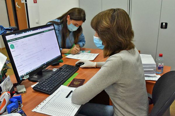 Свердловчане пожаловались на нехватку офисной бумаги