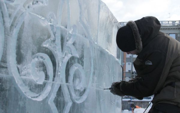 Ледовый городок выходит в онлайн