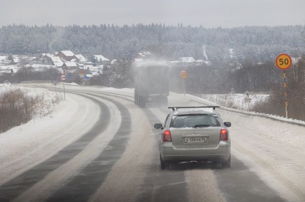 Алиса научилась дистанционно заводить машину и управлять комфортом в салоне
