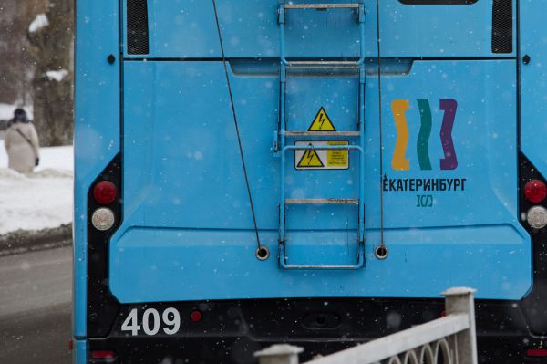 На ЖБИ и во Втузгородке из-за сбоя напряжения встали трамваи и троллейбусы