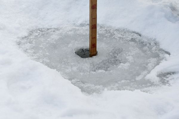 На Среднем Урале будут следить за безопасностью во время крещенских купаний