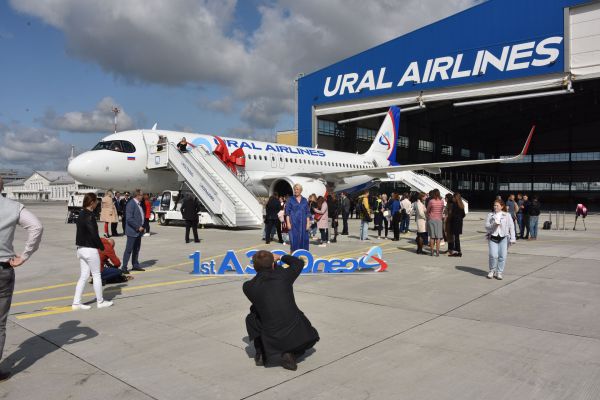 В аэропорту «Кольцово» презентовали последнюю модель самолета Airbus