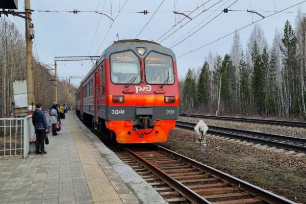 В Свердловской области продлены маршруты некоторых пригородных поездов