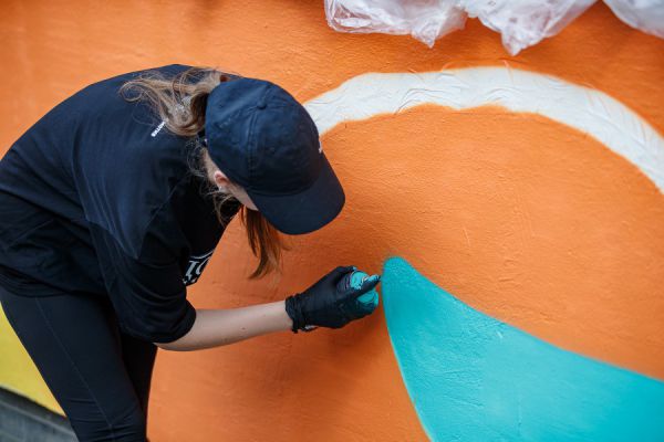 Екатеринбуржцев зовут разрисовывать улицы города