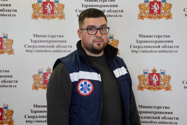 Свердловские медики призывают родителей беречь детей от падения из окон