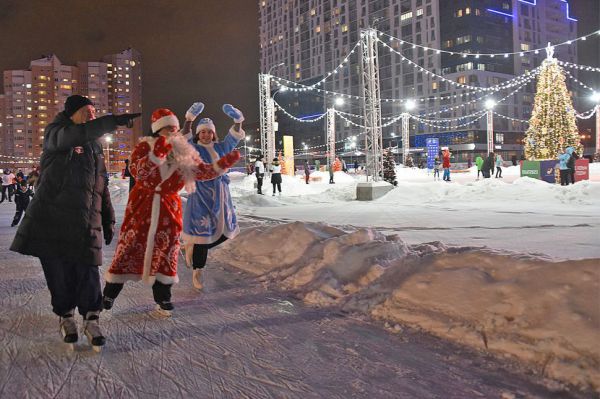 В районах Екатеринбурга будут работать свои ледовые городки