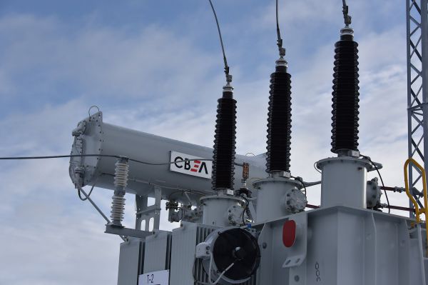 В Свердловской области в течение года не будут повышать тарифы на электроэнергию