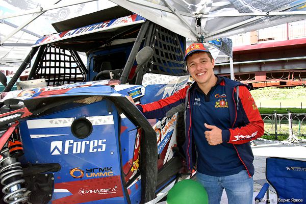 Уральские гонщики Snag racing team стартовали на Дакаре 2020