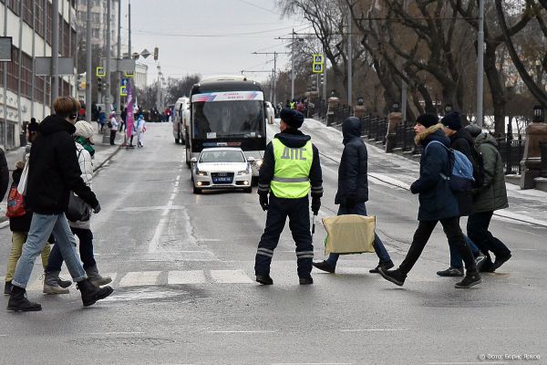 Скоро дача, шашлыки: дорожники просят быть особо внимательными на дорогах в майские праздники