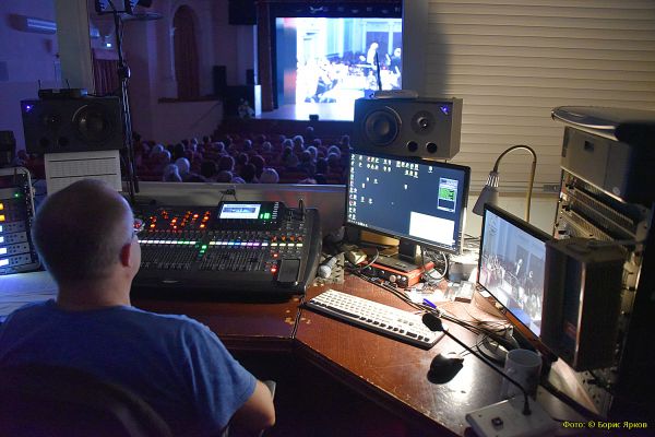 Жителям Талицы, Верхней Салды и рабочего поселка Пышма стало доступно кино на большом экране