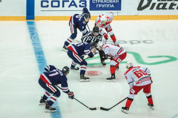 «Автомобилист» выиграл всухую второй матч подряд