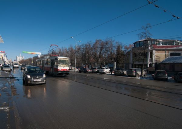 Автобусы — прямо, трамваи — в обход