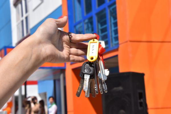 В Свердловской области жильем обеспечат почти 7 тысяч детей-сирот