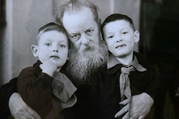 Он наш: Сысерть и Арамиль спорят за право называться родиной Павла Бажова