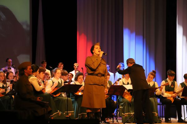 Песни Победы: в Ирбите прошел первый концерт областной акции «Победный хор»