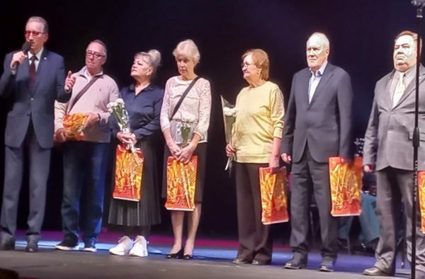 В Екатеринбурге общественники полицейского главка презентовали книгу «Великая Победа»