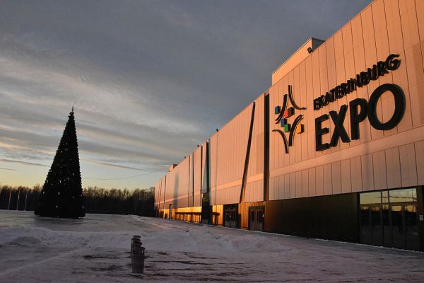 В «Екатеринбург-Экспо» открыли новогодний парк развлечений