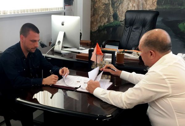 «Урал» подписал контракт с Николаем Димитровым