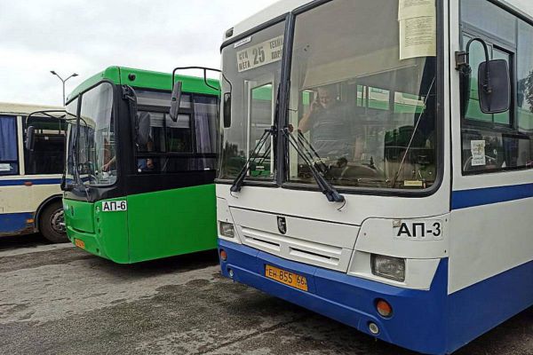 Водитель автобуса получит 1 млн рублей за увечье, полученное на работе