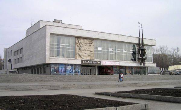 Дизайн выходит на площадь