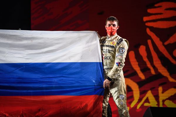 Экипаж уральского гонщика Сергея Карякина финишировал на первом этапе ралли «Дакар»