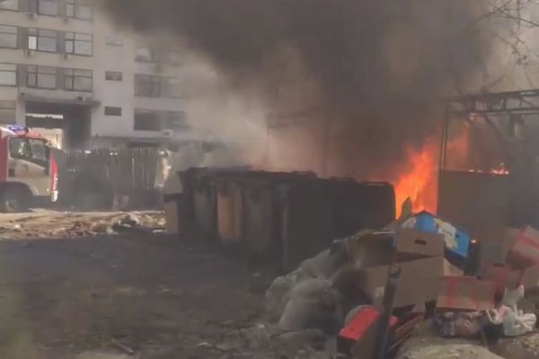 В Екатеринбурге на месте будущего небоскреба Дацюка произошел пожар