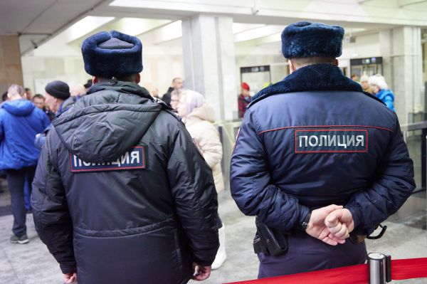 Свердловские полицейские ликвидировали две нелегальные майнинговые фермы