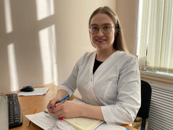 Телемост надежды: свердловские и московские врачи, объединяя знания, спасают легкие