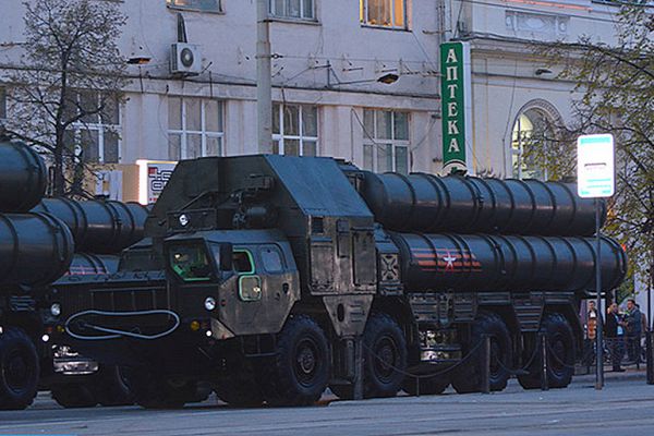 Пойдут радиофаковцы и поедут танки: два знаковых для Урала события состоятся в один вечер