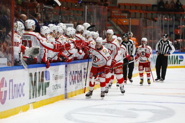 «Автомобилист» обыграл «Амур» на следующий день после разгромного поражения