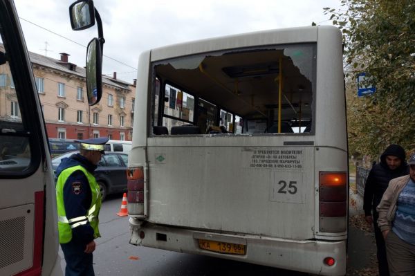В Нижнем Тагиле столкнулись два городских автобуса