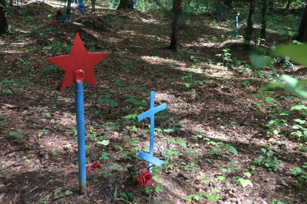 Безымянные могилы: кладбище, которого не существует, расположено на окраине уральской столицы