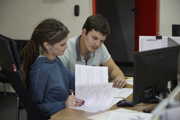 Декабрьский марафон: как дожить до праздников и не выгореть на работе