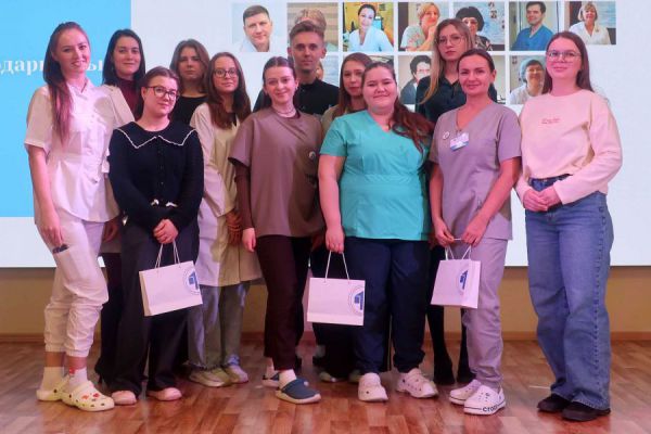 В Свердловской областной больнице приступили к работе 20 молодых специалистов