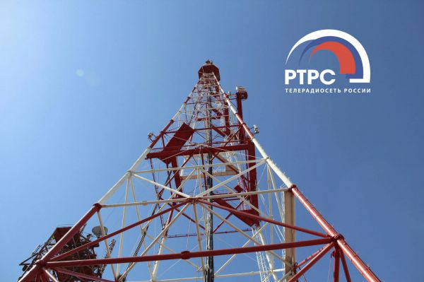 Екатеринбуржцев попросили не парковаться возле телебашни на Гурзуфской