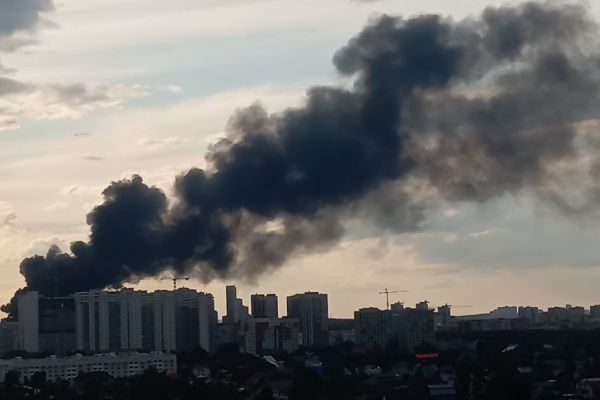 В Екатеринбурге произошел пожар в одном из цехов НПО автоматики 