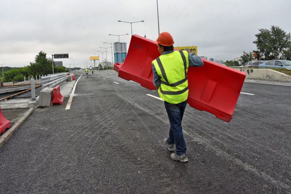 В августе на три дня закроют движение по улице Степана Разина