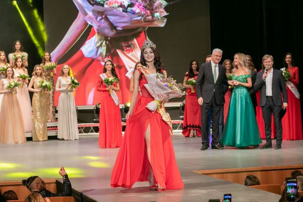 Первой красавицей Екатеринбурга стала уроженка Краснотурьинска