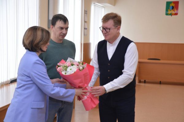 В Первоуральске три семьи получили соцвыплаты на улучшение жилищных условий