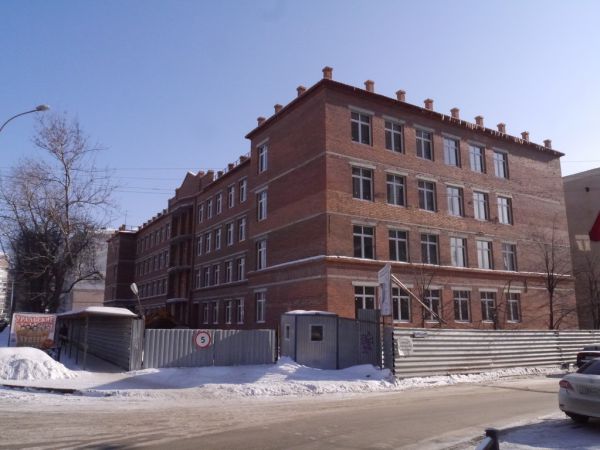 Гимназистов укроют от шума
