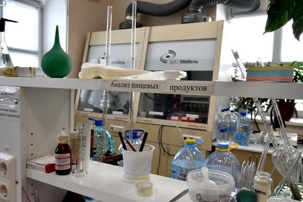 В Свердловскую область завезли более 16 тонн  фальсифицированных рыбных консервов