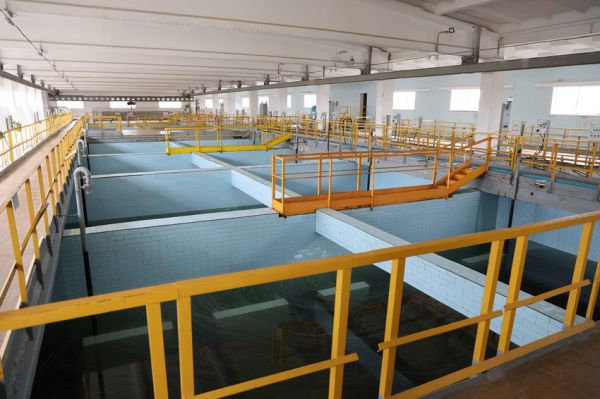 В Каменске-Уральском заменят три километра магистральных труб холодного водоснабжения