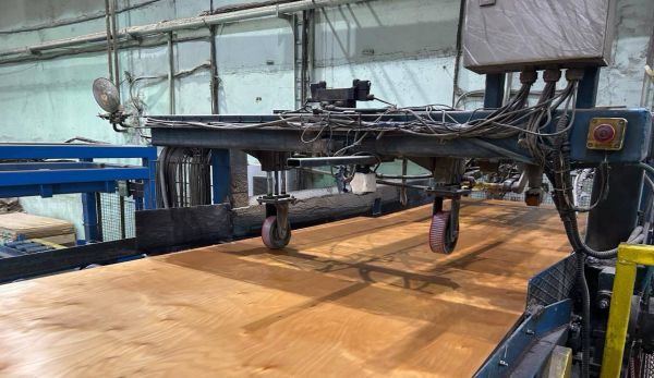 «Свеза» начала выпуск уникальной бакелизированной фанеры на комбинате в Свердловской области