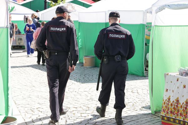 В Екатеринбурге школьник выстрелил в друга из пневматического пистолета